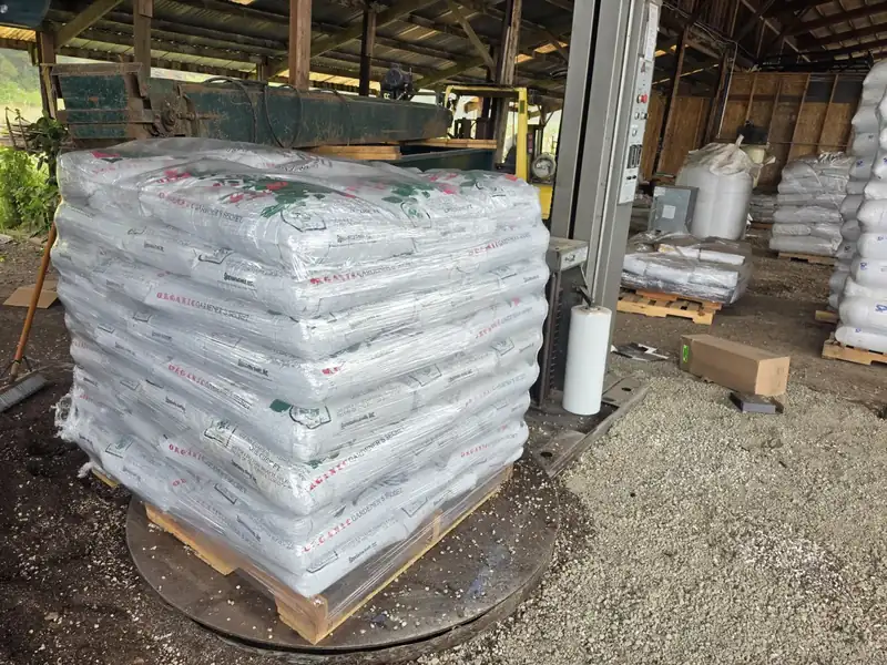 Canadian Sphagnum Peat Moss — 3.8 cu ft Bale